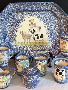 lot 146 image: Molly Dallas Pottery Pieces