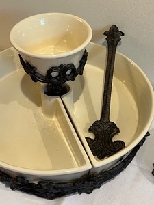 lot 116 image: Decorative Serving or Entertaining Dishes