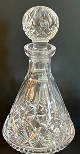 lot 24 image: Gorgeous Waterford Decanter and Old Fashion Set