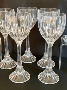 lot 183 image: Set of Eight Mikasa Park Lane Crystal White Wine Glasses
