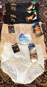 lot 287 image: NEW Maidenform and Bali NEW Undergarments