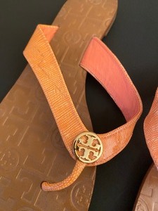 lot 221 image: Pair of NEW Tori Burch Sandals