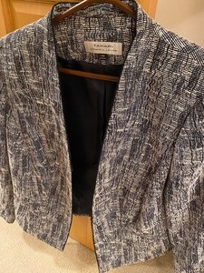 lot 237 image: Tahari Blazer in Navy and Off White - New with Tags