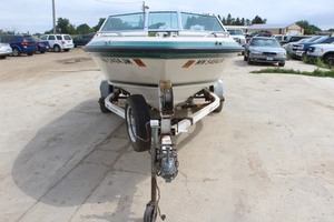 Sea Ray Boat