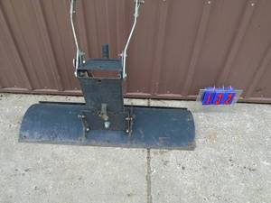 Plow Blade for 42 garden tractors. As shown.