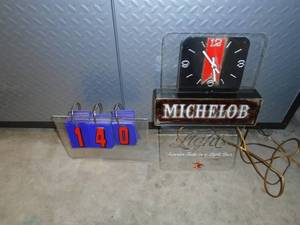 Michelob clock sign. Tested & works. As shown.