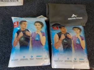 2 Pkgs Arctic Cool Instant Cooling ...