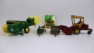 Vintage Farm Tractors and Trailers (John Deere)