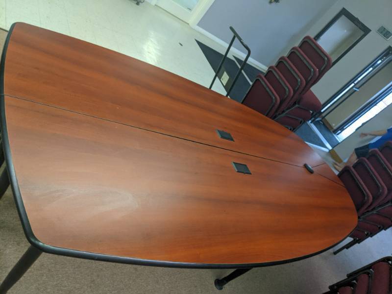 lot 02 image: Huge rectangular conference table that splits in half for easy movement