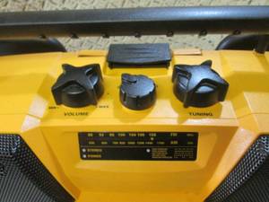 lot 1 image: (D-2) DeWalt Worksite Radio with Ba...