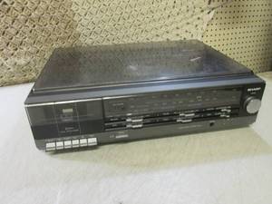 lot 10 image: (RM2) Sharp SG-4 Stereo Music Cente...