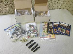 lot 35 image: (BS) Assorted Vintage Buttons, Thim...