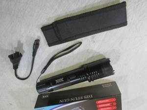 lot 50 image: (CNTR) Elite Force Rechargable High...