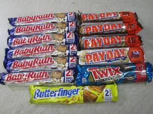 lot 83 image: (B-2) 12 Assorted Candy Bars Past D...