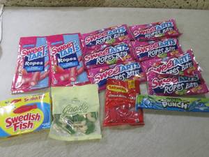 lot 88 image: (B-1) Assorted Candy Past Date...