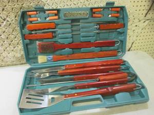 lot 141 image: (EW6) Grilling Set in Case...