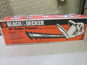 lot 144 image: (F-3) Black & Decker 16 Electric H...