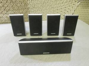 lot 182 image: (RM4) Samsung Surround Sound Speake...