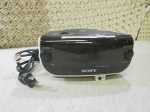 lot 245 image: (BS) Sony Dream Machine FMAM CD Cl...