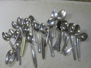 lot 251 image: (BSB) Assorted Spoons...