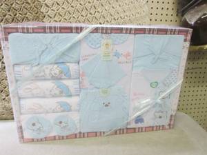 lot 347 image: (FS) Baby Gift Set in Blue Outfits ...