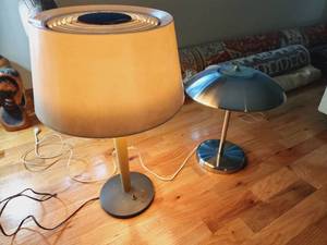 Atomic Lightolier Lamp