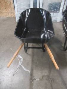 True Temper 6 cu ft. Wheelbarrow With Wooden Handles SOME SCRATCHES INSIDE (SEE PHOTOS)