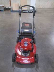 TORO Recycler 22 in. Briggs & Stratton SmartStow Personal Pace High-Wheel Drive Gas Walk Behind Self Propelled Lawn Mower 21465 (NICE CONDITION, RUNS WELL)
