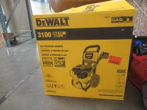 DEWALT DXPW3123 3100 PSI at 2.3 GPM Honda Cold Water Professional Gas Pressure Washer (NEW IN BOX)