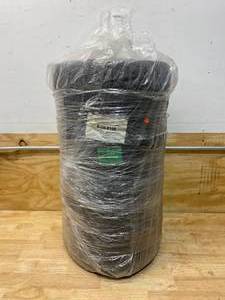 lot 88 image: UNITED SOLVENTS B-GH-R150 Bonded Sorbent Heavy Roll, Universal, Gray (30 x 150)