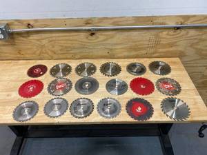 lot 65 image: Lot of Various Saw Blades