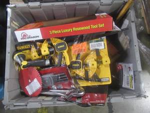 lot 315 image: WHOLESALE BIN OF ASSORTED TOOLS - BRAND NEWLIKE NEW CONDITION