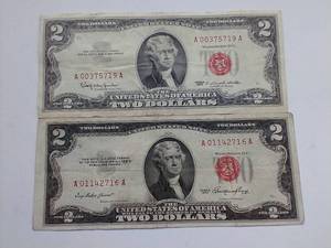 2 $2 Red Seal Notes