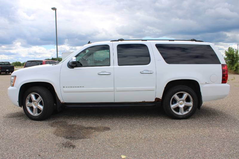 2007 Chevrolet Suburban 1500 LTZ - 4X4