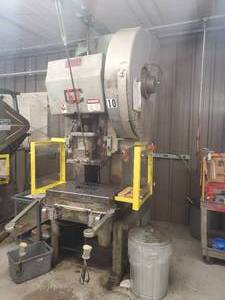 lot 6 image: 60 TON Bliss C-60 OBI Punch Press