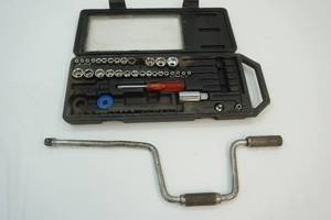 socket set and speed wrench