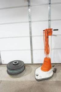 Hako Minuteman 2000 floor buffer