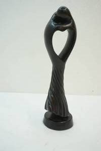 unity couple statue