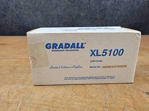 lot 151 image: Gradall XL5100 Hydraulic Excavator Diecast Model - 150 Scale Model
