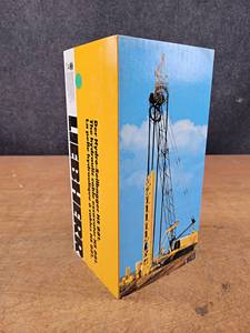 lot 153 image: Conrad Liebherr HS881 Hydraulic Cable Excavator Diecast Model - 150 Scale Model