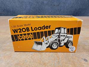lot 165 image: CASE W20B Wheel Loader Diecast Model - 135 Scale Model