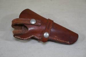 lot 36 image: Viking 61 Leather Holster