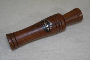 lot 97 image: Vintage PS Olt Co #77 Goose Call