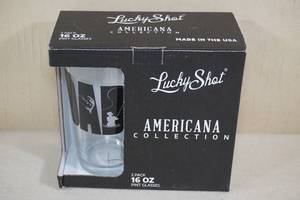 lot 134 image: Lucky Shot Pint Glass 2 Pack - Fishing Dad