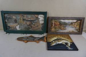 lot 150 image: Fishing Theme Wall Dcor