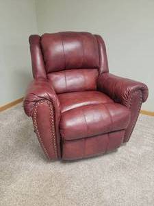 Stunning Luxury Reclining Tacked Leather Armchair by Heritage