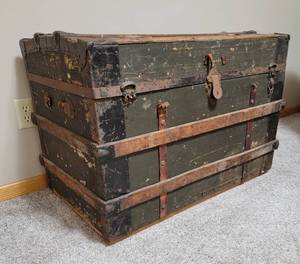 Antique Steamer Trunk