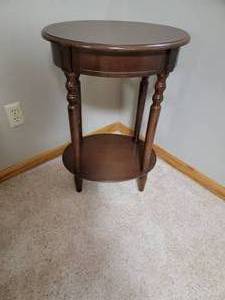 Round Dark Wood Turned Leg Side Table