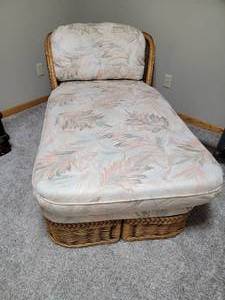 Vintage Bassett Wicker Chaise Lounge