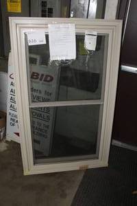 Lindsay Window & Door 810 Pinnacle Double Hung Pocket Window 32-12x56 (Brand New  Never Installed)